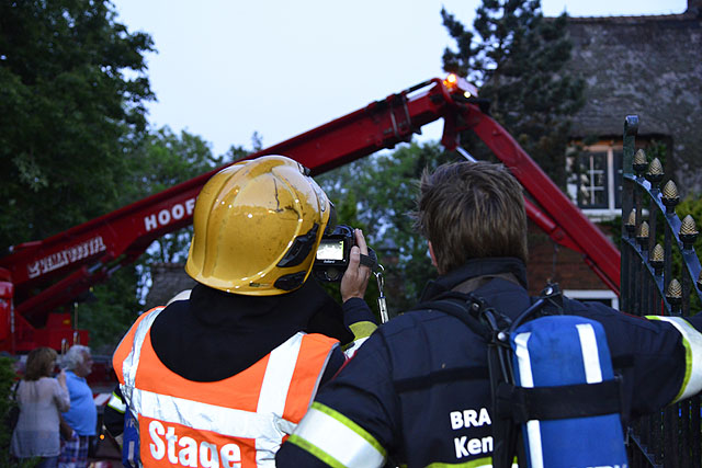 2014/114/GB 20140520 005 Brand woonboerderij Hoofdweg.jpg